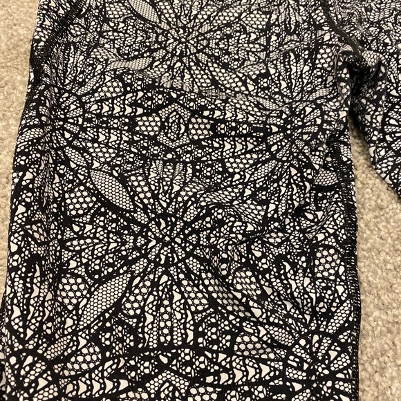 Victoria’s Secret Sport crop - Picture 3 of 4